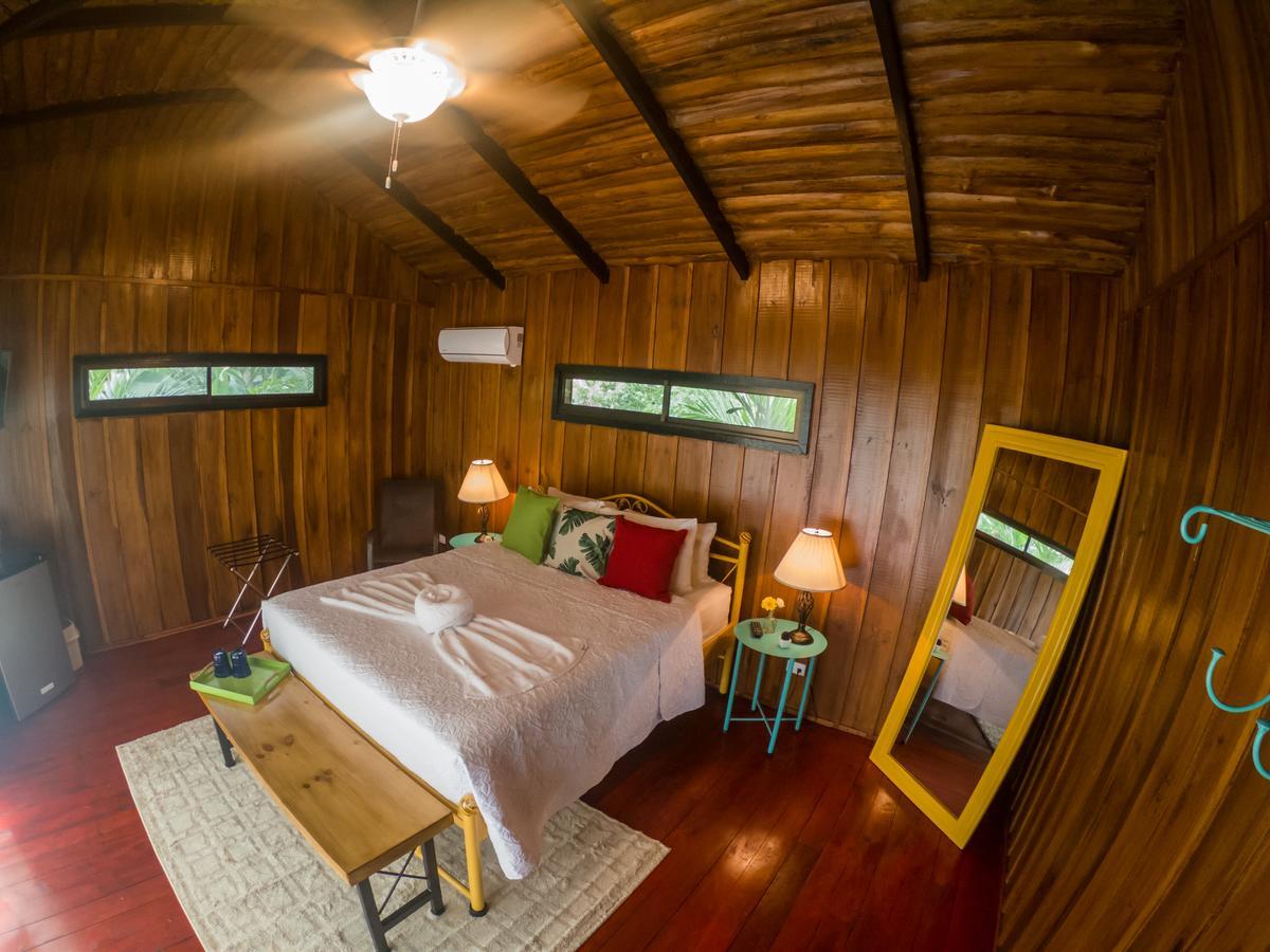 Hotel Tangara Arenal B&B Ла Фортуна Экстерьер фото