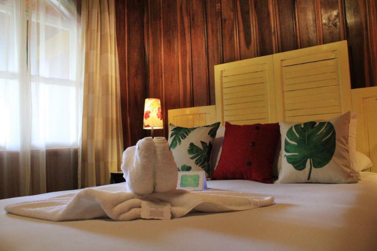 Hotel Tangara Arenal B&B Ла Фортуна Экстерьер фото