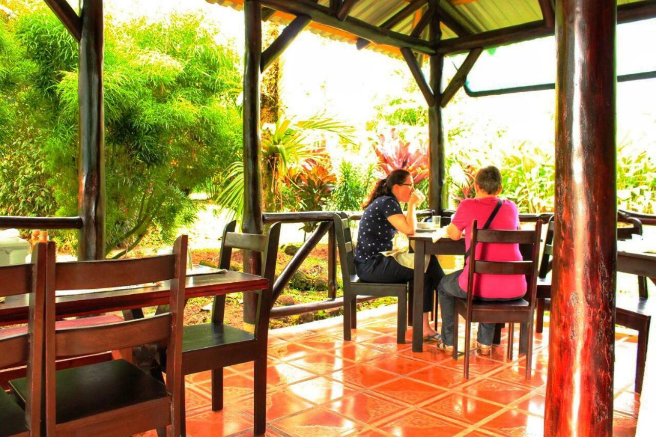 Hotel Tangara Arenal B&B Ла Фортуна Экстерьер фото